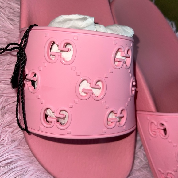 Pink Gucci slides - Picture 4 of 5